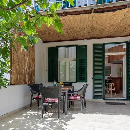 Διαμέρισμα Plr-royal Luxury